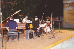 I-Kek-Madar-Fesztival-1993-Vukan-Gyorgy-es-a-Creative-Art-Jazz-trio-koncertje-012