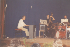 II-Kek-Madar-Fesztival-1994-Vukan-Gyorgy-es-a-Creative-Art-Jazz-Ensemble-006