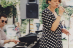 III-Kek-Madar-Fesztival-1995-Lakatos-Agnes-es-a-Bolyk-Boys-Band-017