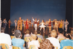 VI-Kek-Madar-Fesztival-1998-Magyar-Tancmuveszeti-Foiskola-002