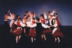 VI-Kek-Madar-Fesztival-1998-Magyar-Tancmuveszeti-Foiskola-004