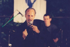 VII-Kek-Madar-Fesztival-1999-Berki-Tamas-es-egyuttese-003
