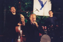 VII-Kek-Madar-Fesztival-1999-Berki-Tamas-es-egyuttese-004