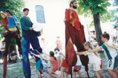 VII-Kek-Madar-Fesztival-1999-Kezmuves-vasar-013