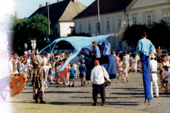 VII-Kek-Madar-Fesztival-1999-Kezmuves-vasar-018