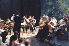 VII-Kek-Madar-Fesztival-1999-Mozart-Figaro-hazassaga-028
