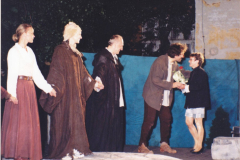 IX-Kek-Madar-Fesztival-2001-Az-angyali-udvozlet-002