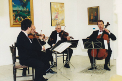 IX-Kek-Madar-Fesztival-2001-Kiallitas-megnyito-010