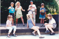 IX-Kek-Madar-Fesztival-2001-Stafeta-egyuttes-005