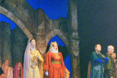 X-Kek-Madar-Fesztival-2002-Bank-Ban-003