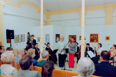 X-Kek-Madar-Fesztival-2002-Kiallitas-megnyito-009