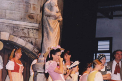 XI-Kek-Madar-Fesztival-2003-Donizetti-Szerelmi-bajital-018