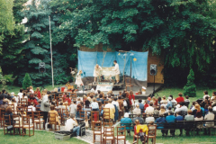 XII-Kek-Madar-Fesztival-2004-Bobita-Babszinhaz-007