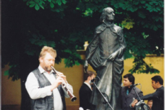 XII-Kek-Madar-Fesztival-2004-Kezmucves-vasar-4