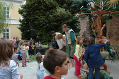 XIII-Kek-Madar-Fesztival-2005-4-Egig-ero-fa-009