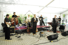 XV-Kek-Madar-Fesztival-2007-Bregendy-Istvan-es-a-La-Bomba-022