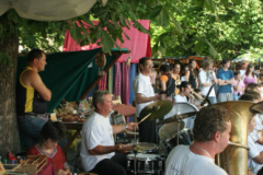 XV-Kek-Madar-Fesztival-2007-Kezmuves-vasar-011