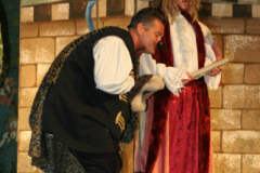 XV-Kek-Madar-Fesztival-2007-Matyas-kiraly-kronikasa-045