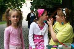 XVI-Kek-Madar-Fesztival-2008-Kezmuves-vasar-es-bemutatok-001