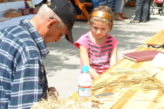 XVIII-Kek-Madar-Fesztival-2010-Kezmuves-vasar-23