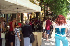 XIX-Kek-Madar-Fesztival-2011-Kezmuves-vasar-06
