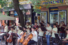 XIX-Kek-Madar-Fesztival-2011-Kezmuves-vasar-07