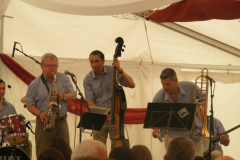 XIX-Kek-Madar-Fesztival-2011-Molnar-Dixieland-Band-06