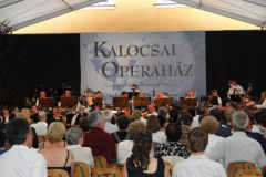 XIX-Kek-Madar-Fesztival-2011-Operagala-02