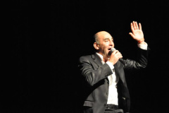 XX-Kek-Madar-Fesztival-2012-Kulka-Janos-enekel-10