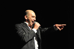 XX-Kek-Madar-Fesztival-2012-Kulka-Janos-enekel-13